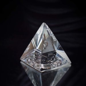Crystal Ganesh Pyramid Online