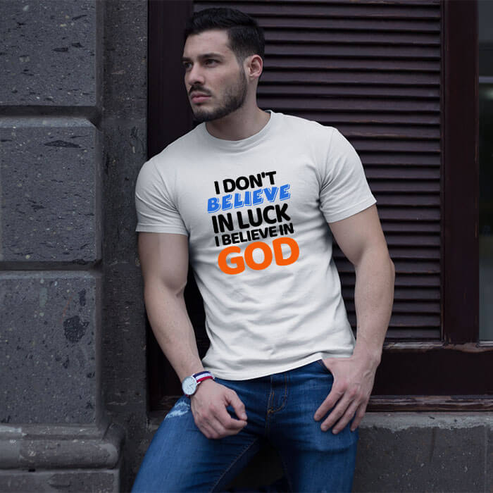 I believe in god printed round neck t-shirt