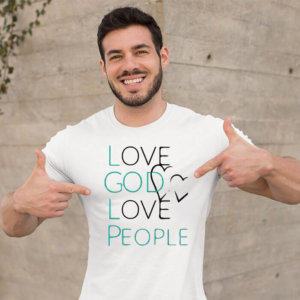 Love god love people printed printed round neck t shirt for men