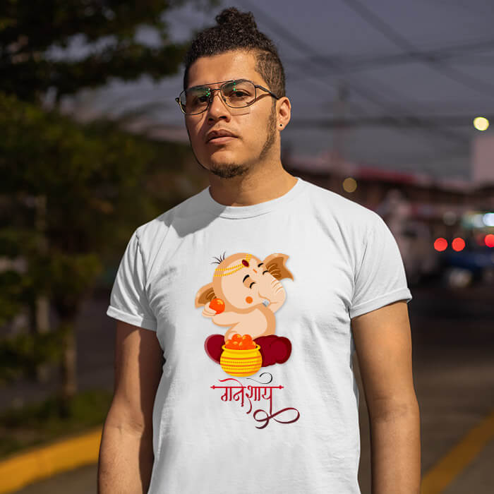 OM Ganeshay art design t-shirt for men