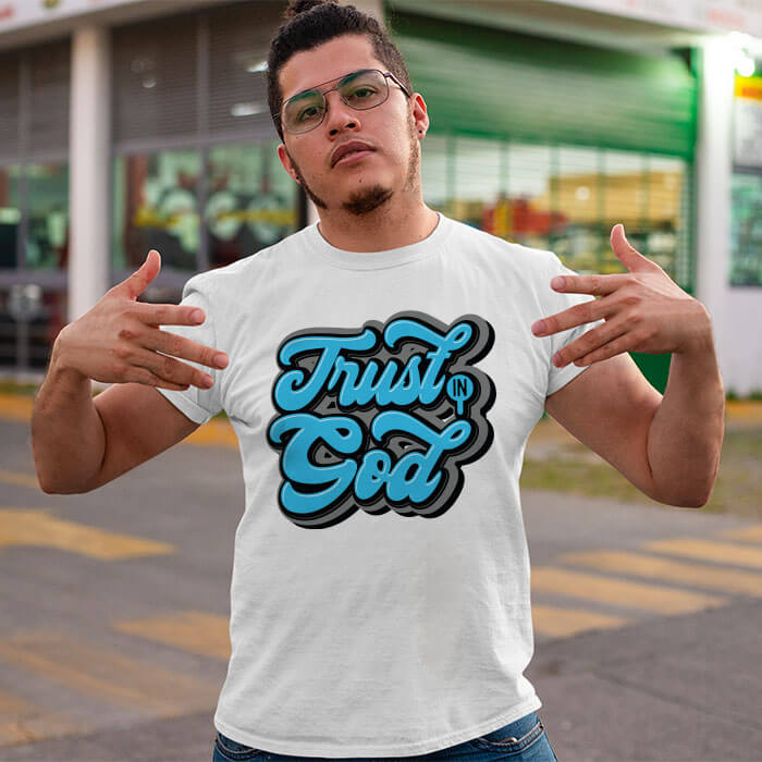 Trust in god quotes printed white round neck t shirt