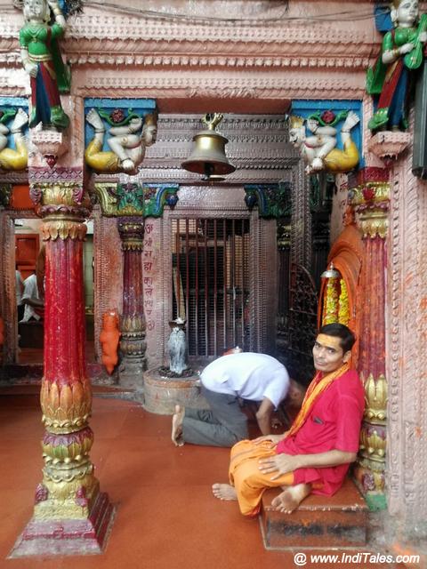  Vindhyavasini temple vindhyachal